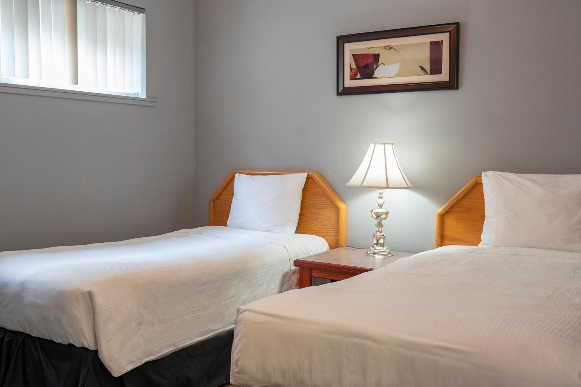 פנטיקטון Tiki Shores Inn & Suites מראה חיצוני תמונה
