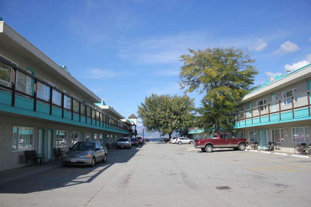 פנטיקטון Tiki Shores Inn & Suites מראה חיצוני תמונה