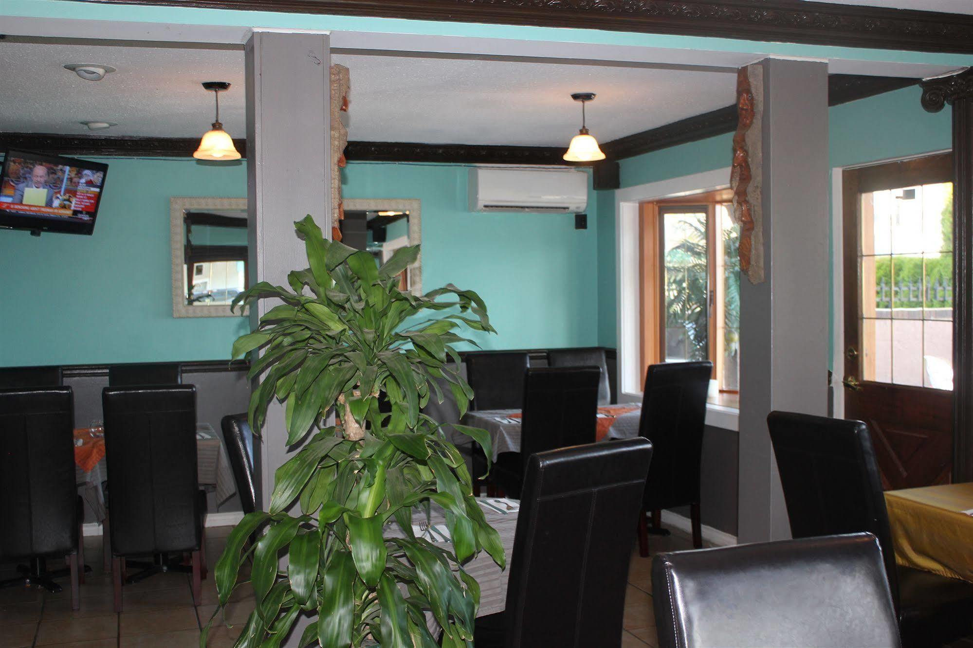 פנטיקטון Tiki Shores Inn & Suites מראה חיצוני תמונה