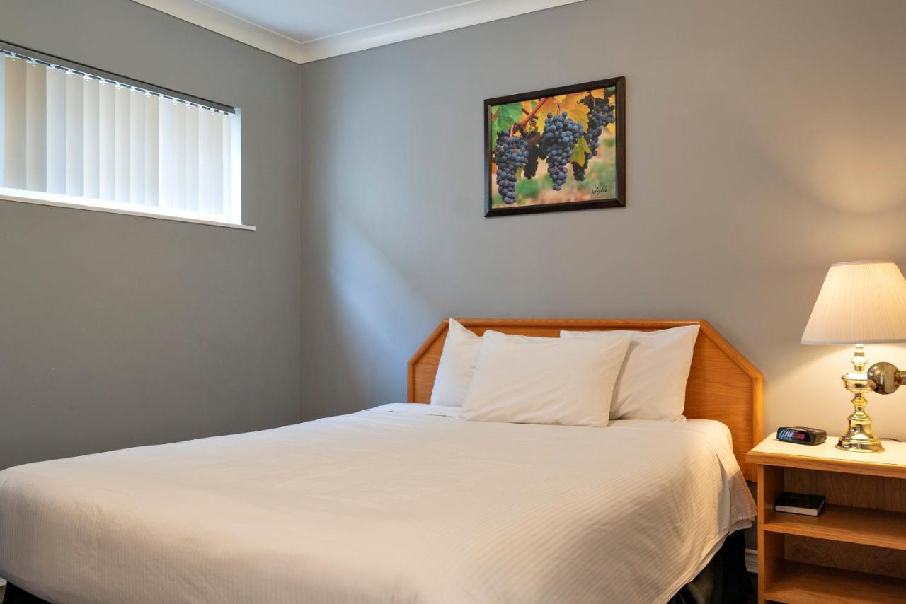 פנטיקטון Tiki Shores Inn & Suites מראה חיצוני תמונה