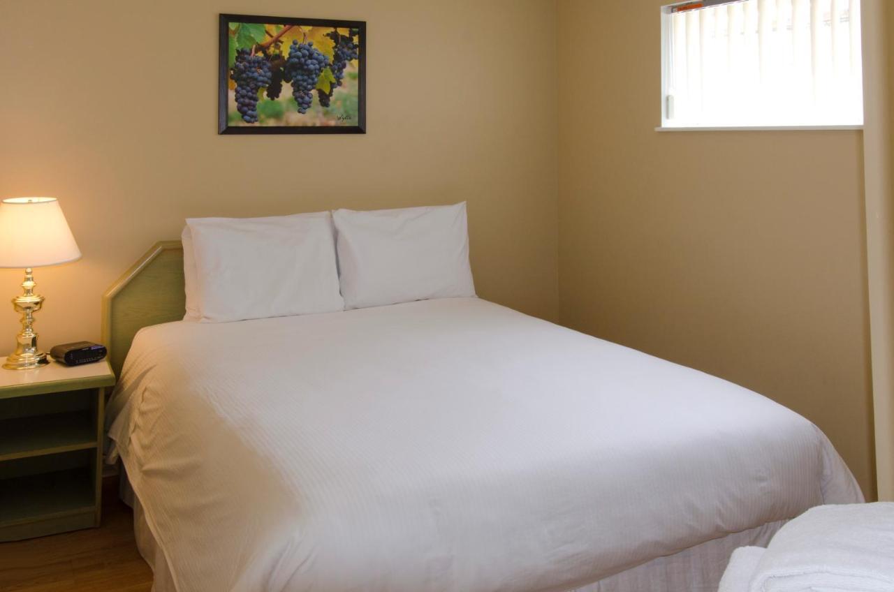 פנטיקטון Tiki Shores Inn & Suites מראה חיצוני תמונה
